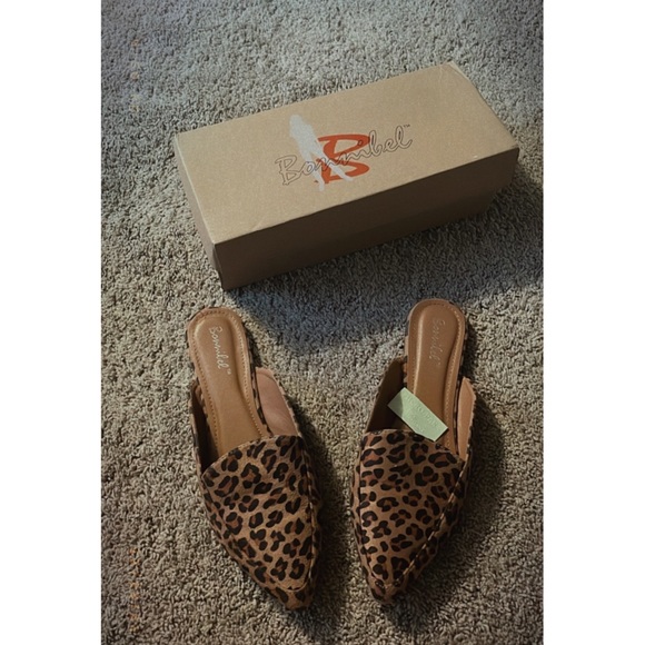 Forever 21 Leopard Print Loafer Mules 9 - Picture 2 of 4